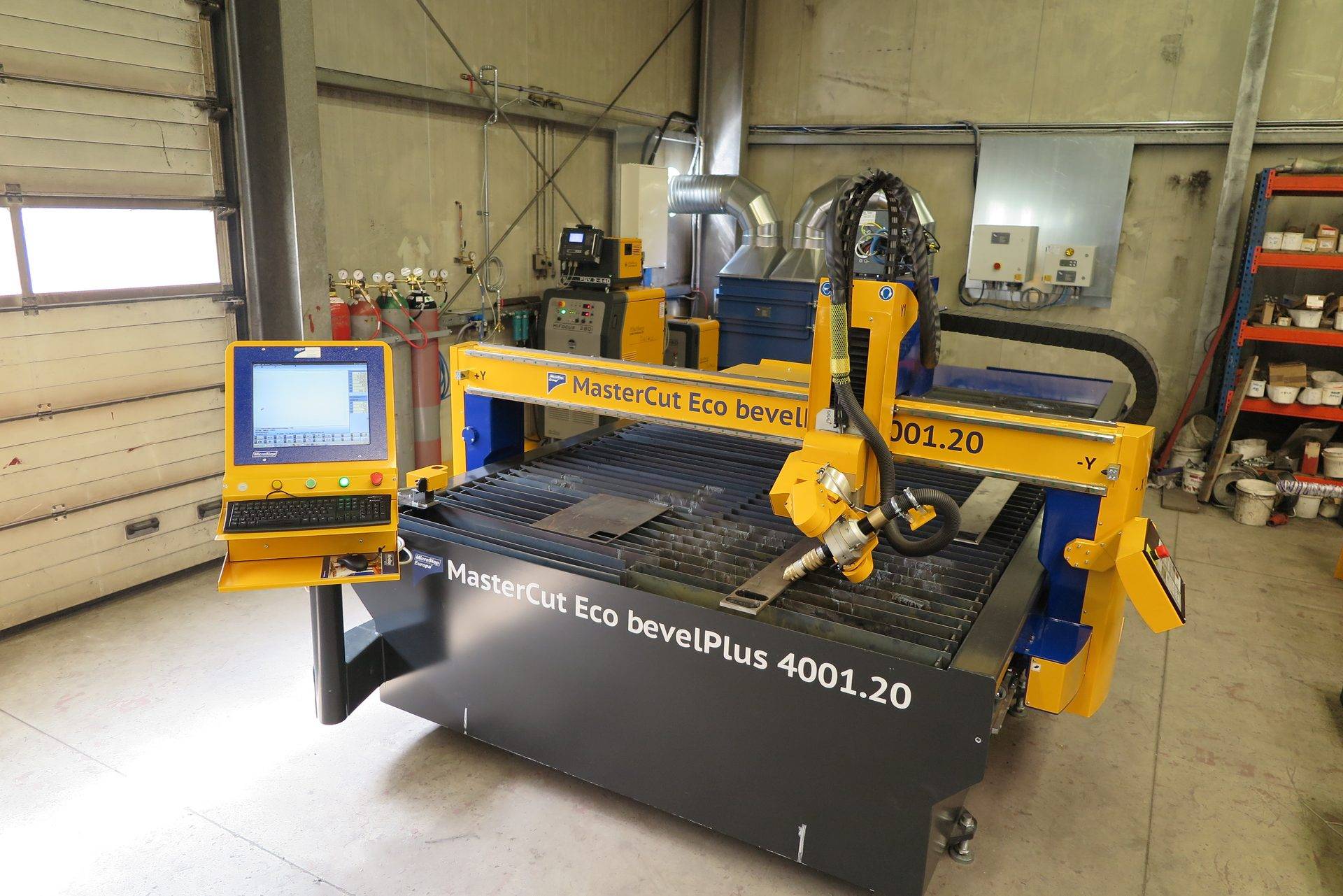 bst-engineering-machine-mastercut-compact-01